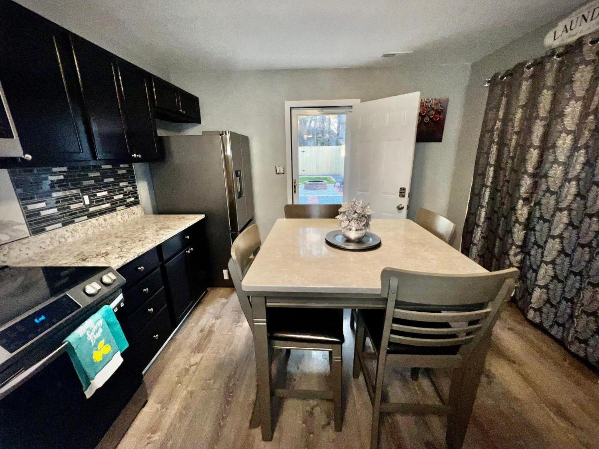 Luxury Townhome Jacksonville, Nc Luaran gambar